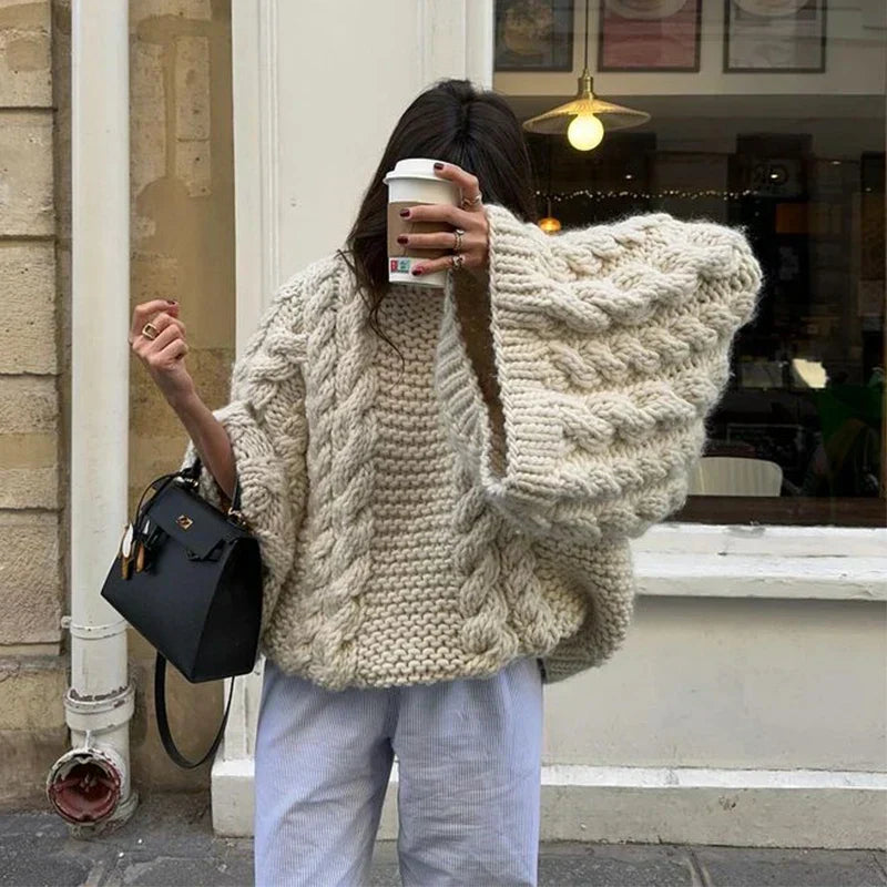 JOVELYN | COZY KNITTED SWEATER